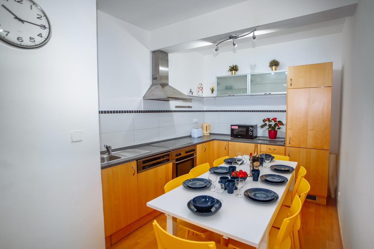 Beautiful Apartment In Central Residence Praha Bagian luar foto