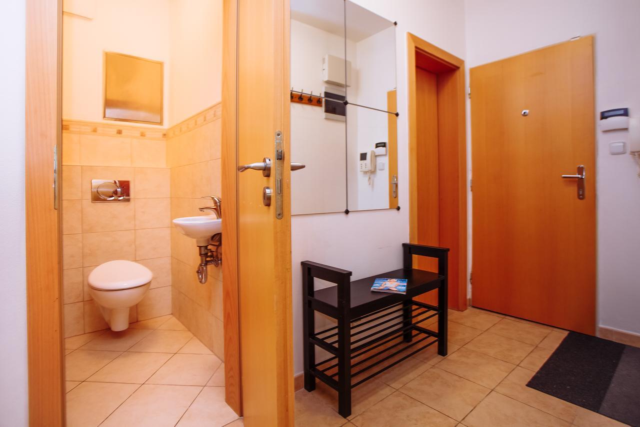 Beautiful Apartment In Central Residence Praha Bagian luar foto